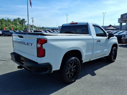 Used 2022 Chevrolet Silverado 1500 W/T w/ WT Value Package AWD/4WD image 6