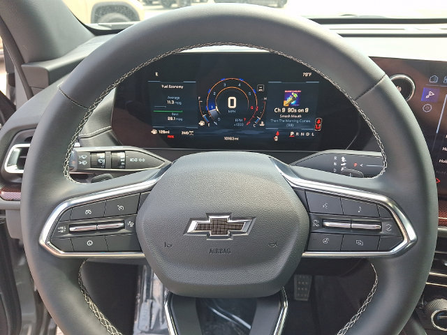 Used 2026 Chevrolet Traverse Z71 AWD/4WD image 4