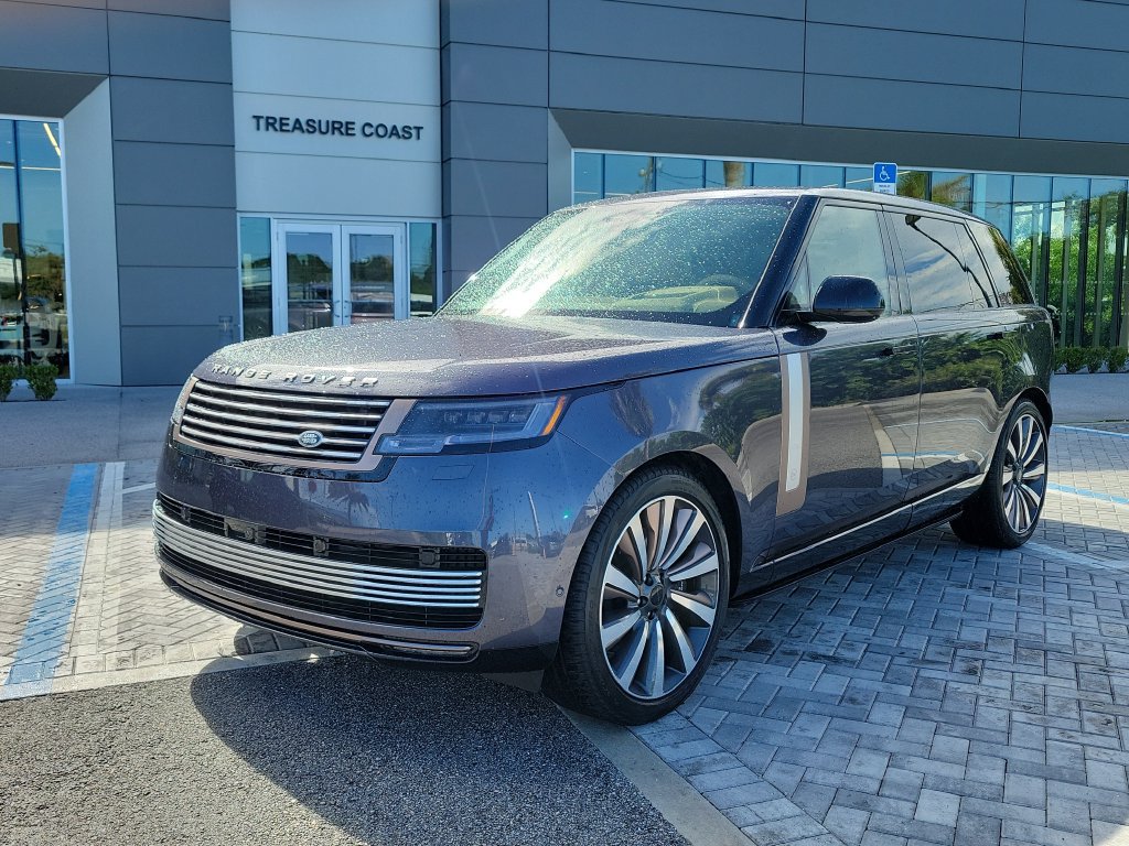 New 2026 Land Rover Range Rover SV AWD/4WD image 1