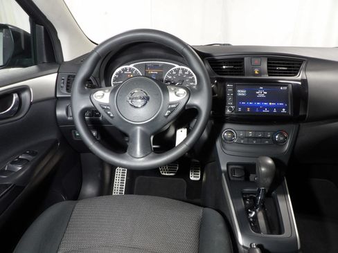 Used 2019 Nissan Sentra S w/ Exterior Package FWD image 10