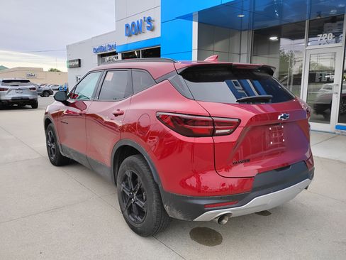 Used 2024 Chevrolet Blazer LT w/ Convenience Package FWD image 2