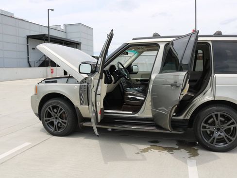 Used 2010 Land Rover Range Rover Supercharged AWD/4WD image 61
