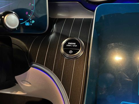 New 2026 Mercedes-Benz CLE 300 4MATIC Cabriolet image 27