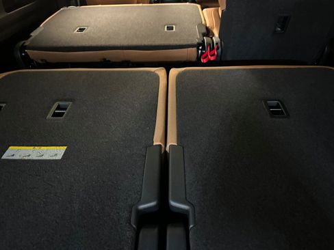 New 2025 Volkswagen ID. Buzz Pro S image 15