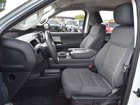 Certified 2025 Ford Expedition Max Active AWD/4WD image 26