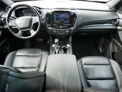 Used 2023 Chevrolet Traverse LT w/ Rear Camera Mirror Package AWD/4WD image 11