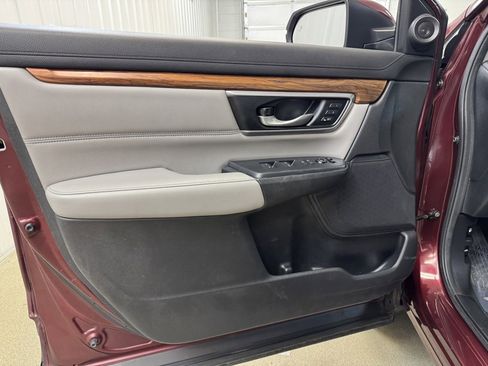Used 2017 Honda CR-V Touring image 8