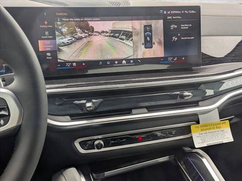 New 2026 BMW X6 xDrive40i w/ Climate Comfort Package image 13