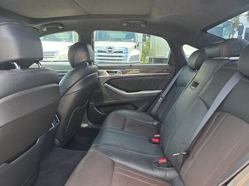 Used 2019 Genesis G80 3.3T Sport RWD image 16