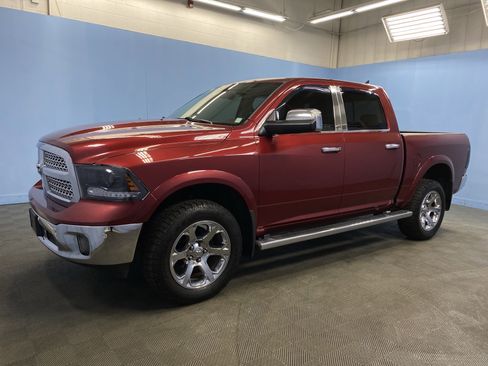 Used 2015 RAM 1500 Laramie w/ Convenience Group image 3