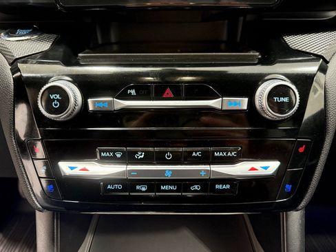 Used 2023 Ford Explorer ST w/ Equipment Group 401A image 15