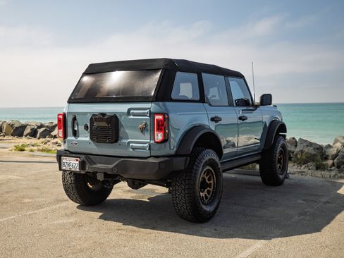 Used 2021 Ford Bronco Big Bend w/ Sasquatch Package AWD/4WD image 4