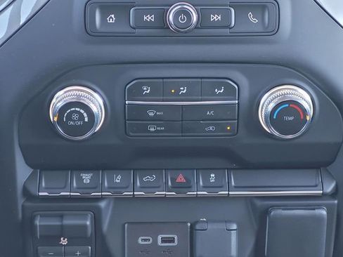 New 2026 GMC Sierra 2500 Pro w/ Convenience Package image 17