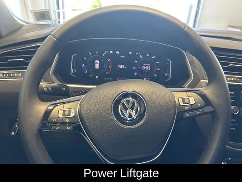 Used 2020 Volkswagen Tiguan SEL image 12