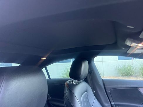 Used 2021 Mercedes-Benz CLA 250 w/ Premium Package image 22