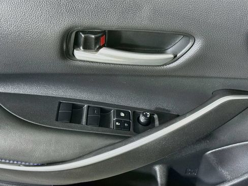 Used 2021 Toyota Corolla SE w/ Carpet Mat Package (TMS) FWD image 21