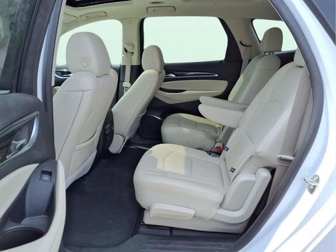 Used 2023 Buick Enclave Essence w/ Experience Buick Package FWD image 17