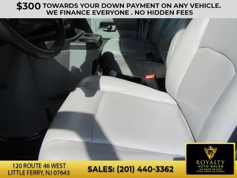 Used 2018 Ford E-350 and Econoline 350 Super Duty image 5