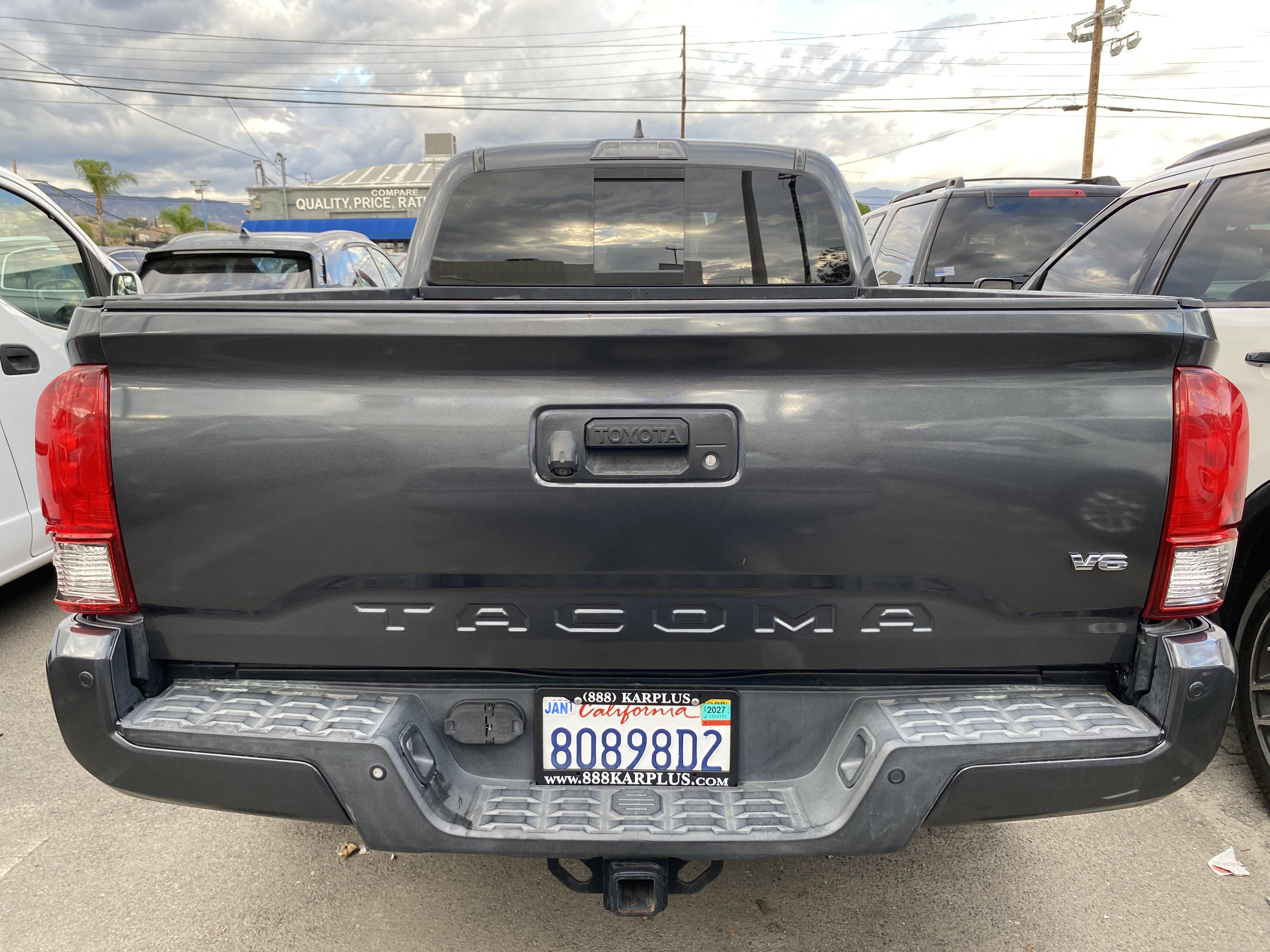 Used 2017 Toyota Tacoma TRD Sport RWD image 9