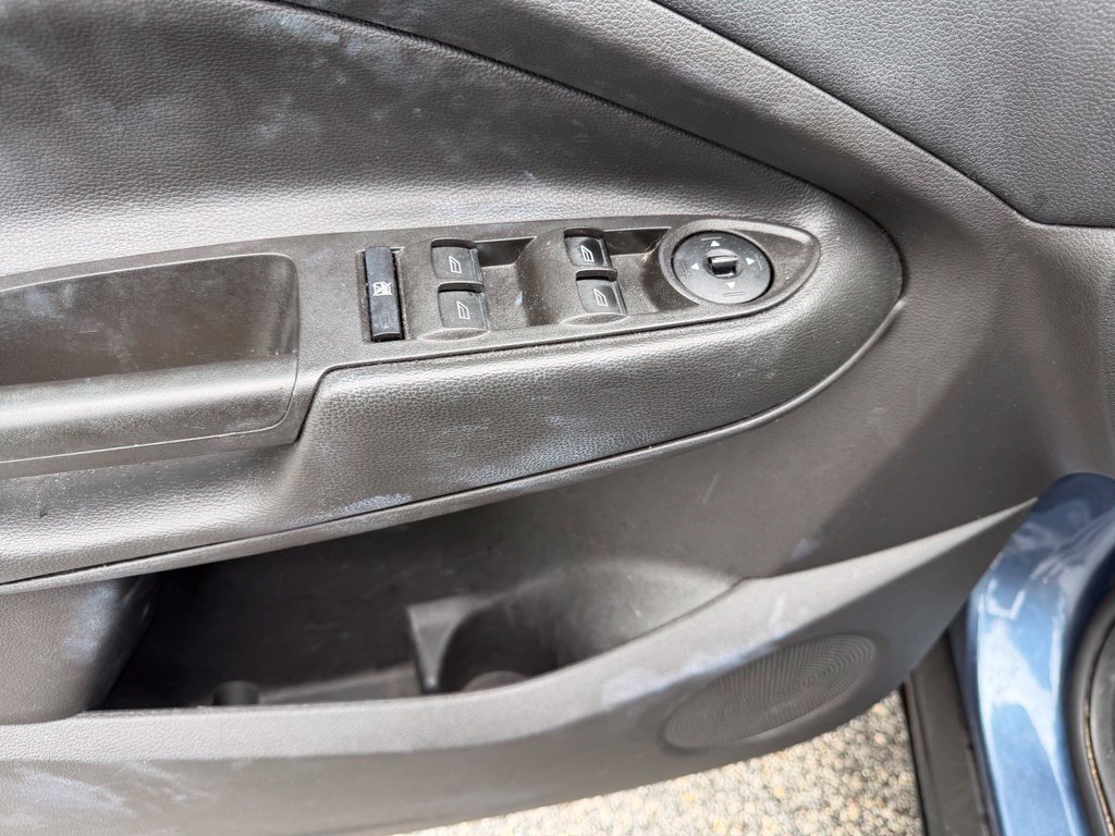 Used 2018 Ford Escape S FWD image 21