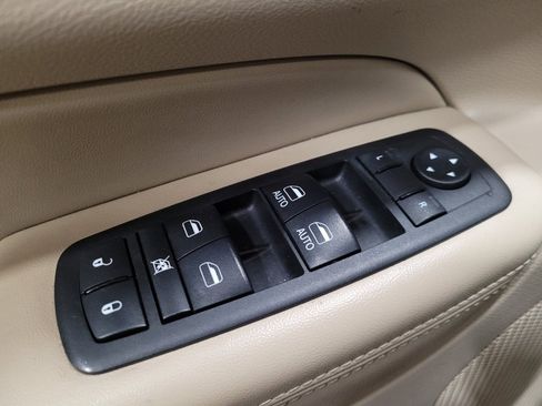 Used 2018 Jeep Grand Cherokee Limited AWD/4WD image 27