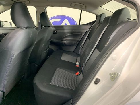 Used 2021 Nissan Versa S FWD image 32