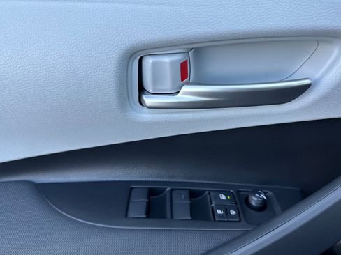 New 2026 Toyota Corolla SE image 13