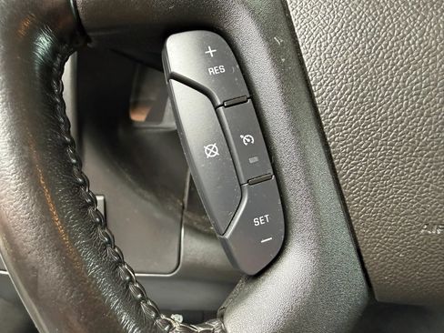 Used 2021 Chevrolet Express 2500 w/ Driver Convenience Package RWD image 29