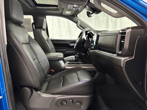 Used 2023 Chevrolet Silverado 1500 LTZ w/ LTZ Premium Package AWD/4WD image 57