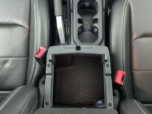 Used 2020 Jeep Gladiator Overland AWD/4WD image 26