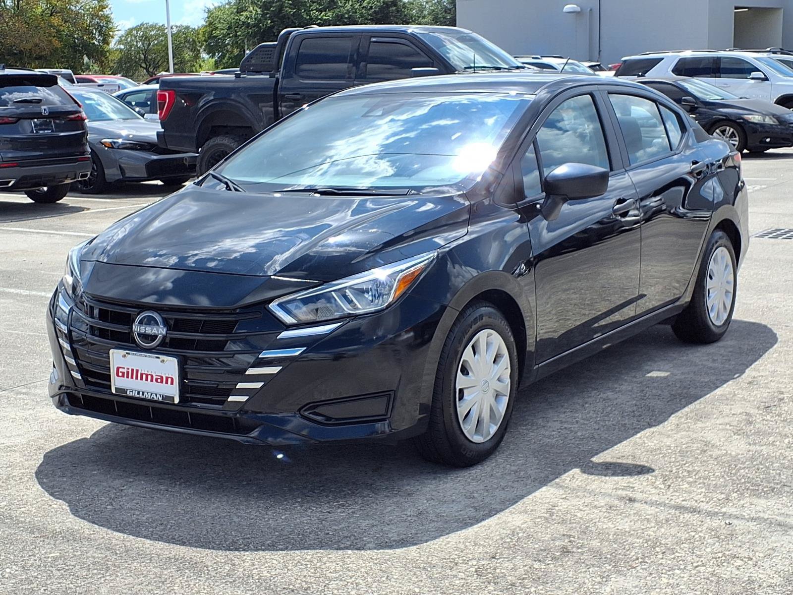 Used 2024 Nissan Versa S FWD image 20