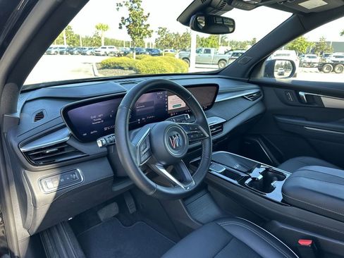 Used 2025 Buick Enclave Preferred image 12