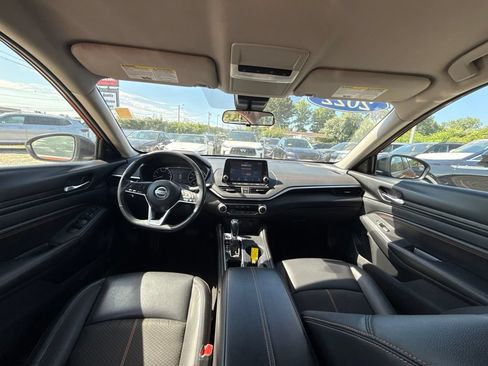 Used 2022 Nissan Altima 2.5 SR FWD image 22