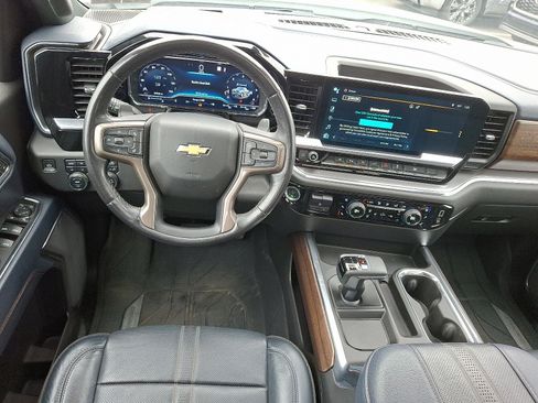 Used 2023 Chevrolet Silverado 1500 High Country image 12