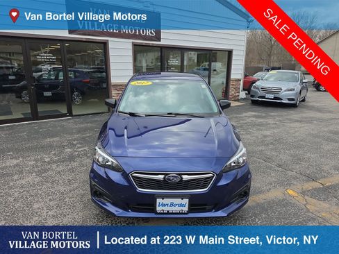 Used 2017 Subaru Impreza 2.0i image 2