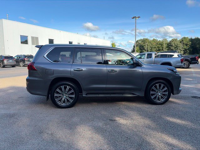 Used 2017 Lexus LX 570 4WD w/ Luxury Package image 8