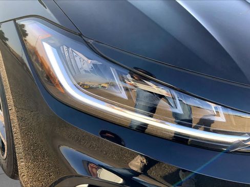 New 2026 Volkswagen Jetta SE FWD image 13