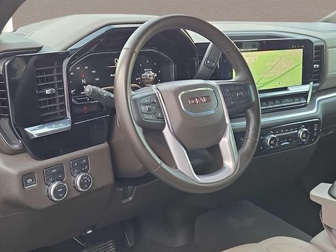 Used 2025 GMC Sierra 1500 SLT AWD/4WD image 23