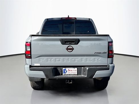 Used 2022 Nissan Frontier PRO-4X w/ Off-Road Protection Package image 6