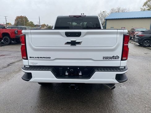 Certified 2024 Chevrolet Silverado 2500 High Country w/ High Country Premium Package image 4