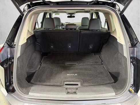 Used 2023 Nissan Rogue SL FWD image 19