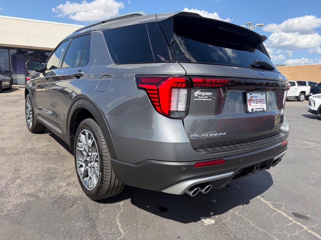 Used 2025 Ford Explorer Platinum w/ Ultimate Package AWD/4WD image 13