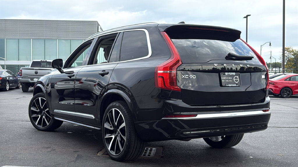 Certified 2024 Volvo XC90 T8 Plus AWD/4WD image 5