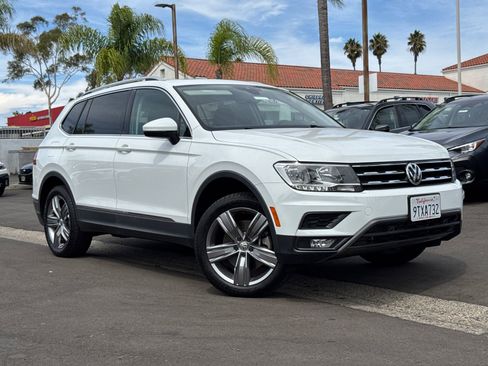 Used 2021 Volkswagen Tiguan SEL image 2