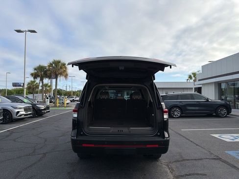 Used 2023 Lincoln Navigator L Reserve AWD/4WD image 6