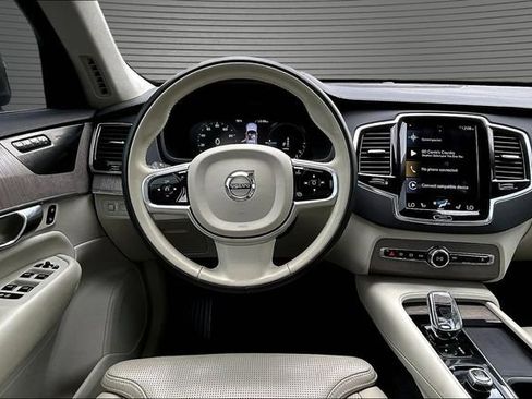 Used 2022 Volvo XC90 T8 Inscription AWD/4WD image 8