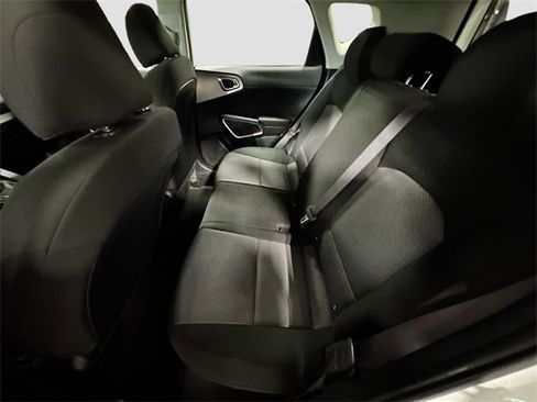 Used 2023 Kia Soul LX w/ LX Technology Package image 23