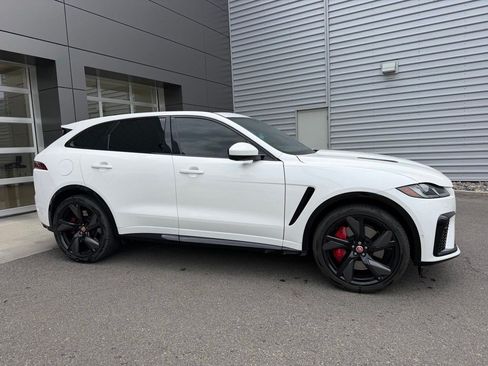Used 2023 Jaguar F-PACE SVR AWD/4WD image 5