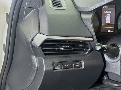 Used 2022 Nissan Altima 2.5 S FWD image 16
