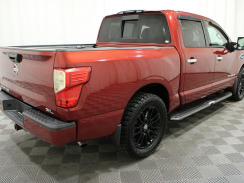 Used 2017 Nissan Titan SL w/ SL Towing Convenience Package RWD image 32